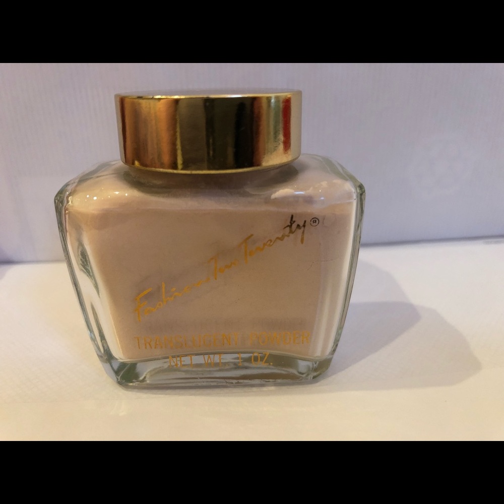 Translucent Powder